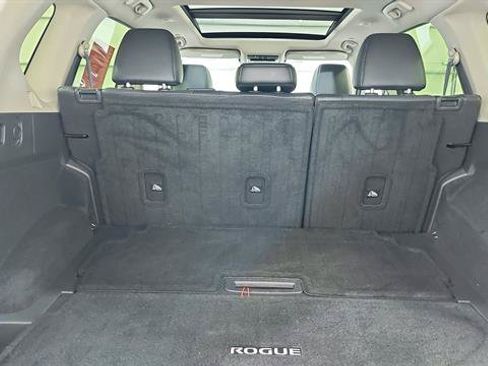 Certified 2023 Nissan Rogue Platinum FWD image 35
