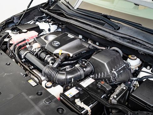 Used 2019 Lexus NX 300 AWD image 36