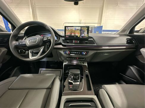 Used 2024 Audi Q5 2.0T Prestige w/ Prestige Package AWD/4WD image 27