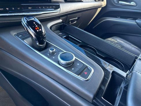 Used 2024 Cadillac Escalade V image 31