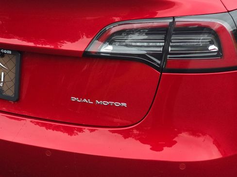Used 2020 Tesla Model 3 Long Range image 37