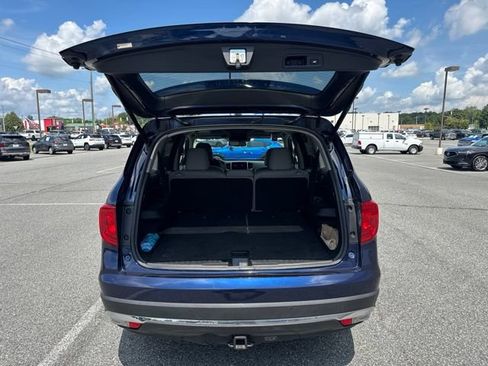 Used 2016 Honda Pilot Touring image 7