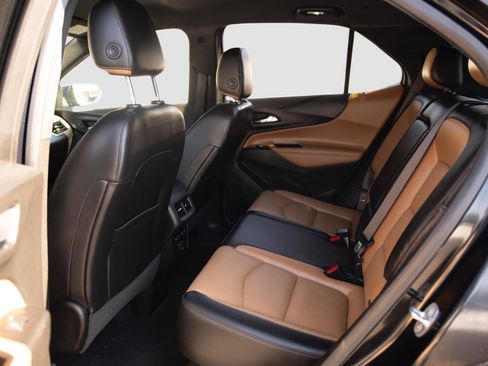 Used 2021 Chevrolet Equinox Premier image 16