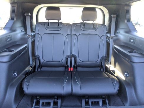 New 2025 Jeep Grand Cherokee L Limited w/ Black Appearance Package image 47