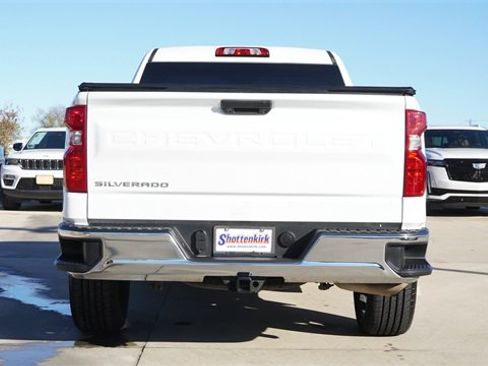 Used 2025 Chevrolet Silverado 1500 W/T w/ WT Value Package image 8