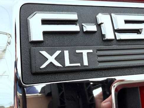 Used 2025 Ford F150 XLT w/ Equipment Group 301A Standard AWD/4WD image 18