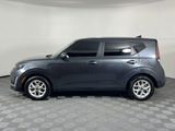 Used 2023 Kia Soul LX w/ LX Technology Package image 4