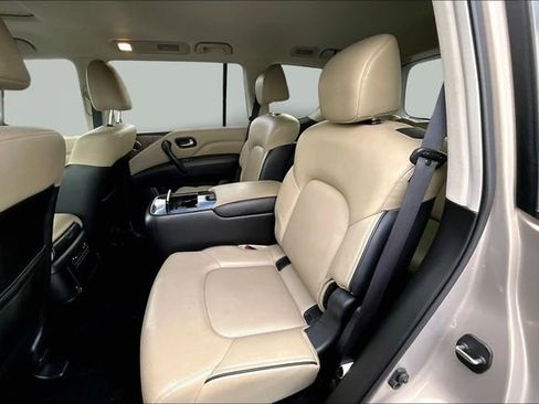 Used 2024 INFINITI QX80 Premium Select w/ Cargo Package image 16