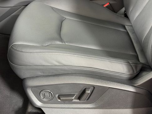 New 2026 Audi Q7 3.0T Premium Plus AWD/4WD image 14