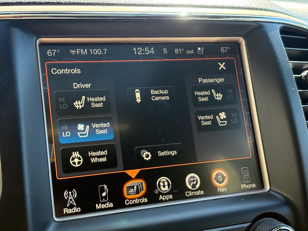 Used 2017 Jeep Grand Cherokee Limited w/ Luxury Group II RWD image 15