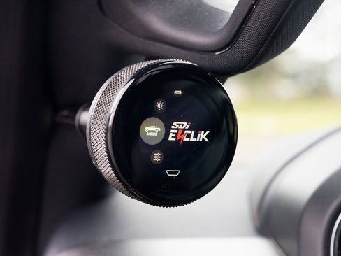 Used 2024 Ford F250 Platinum image 12