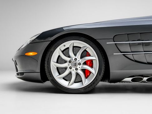 Used 2008 Mercedes-Benz SLR image 46