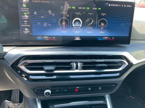 Used 2023 BMW 330e image 21