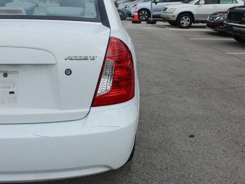 Used 2008 Hyundai Accent GLS FWD image 32