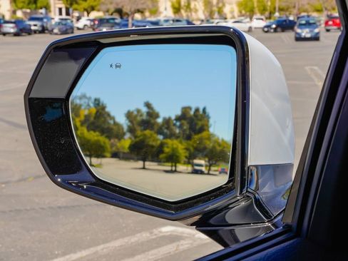 New 2026 GMC Yukon XL Denali image 15