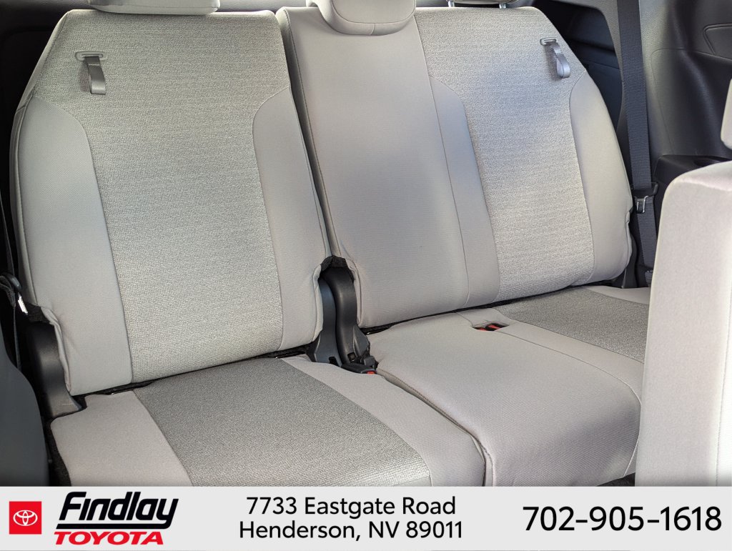 Certified 2026 Toyota Sienna LE FWD image 14