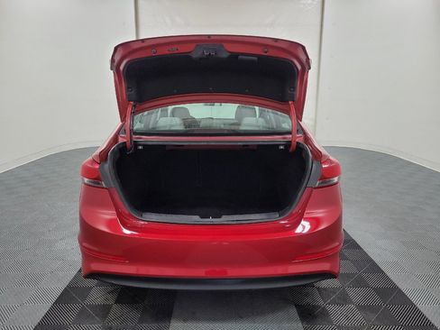 Used 2018 Hyundai Elantra SEL FWD image 29
