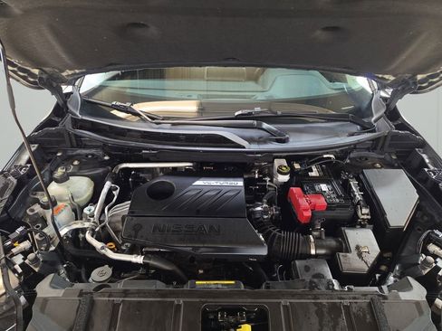 Used 2025 Nissan Rogue SV image 21