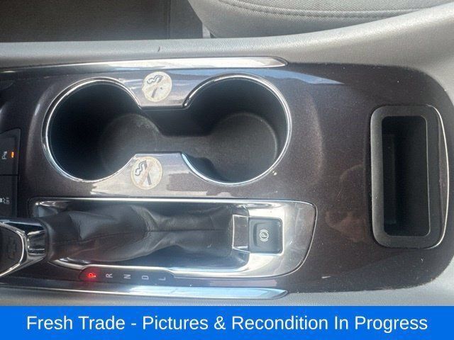 Used 2025 Chevrolet Malibu LT FWD image 14