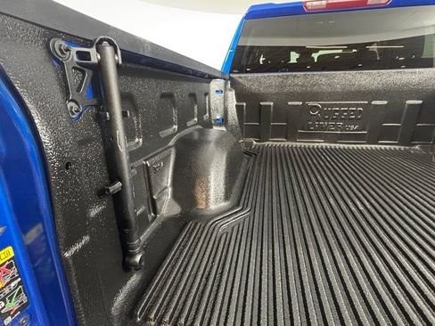Used 2023 Chevrolet Silverado 1500 Custom AWD/4WD image 12