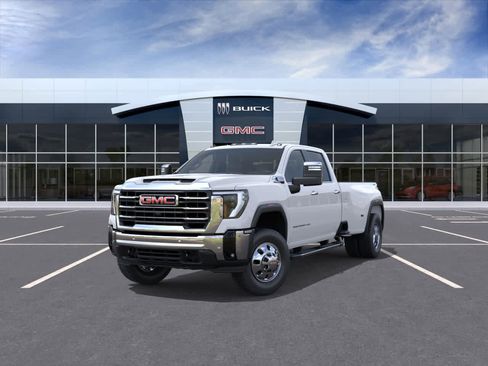 New 2026 GMC Sierra 3500 SLT w/ SLT Premium Package image 8