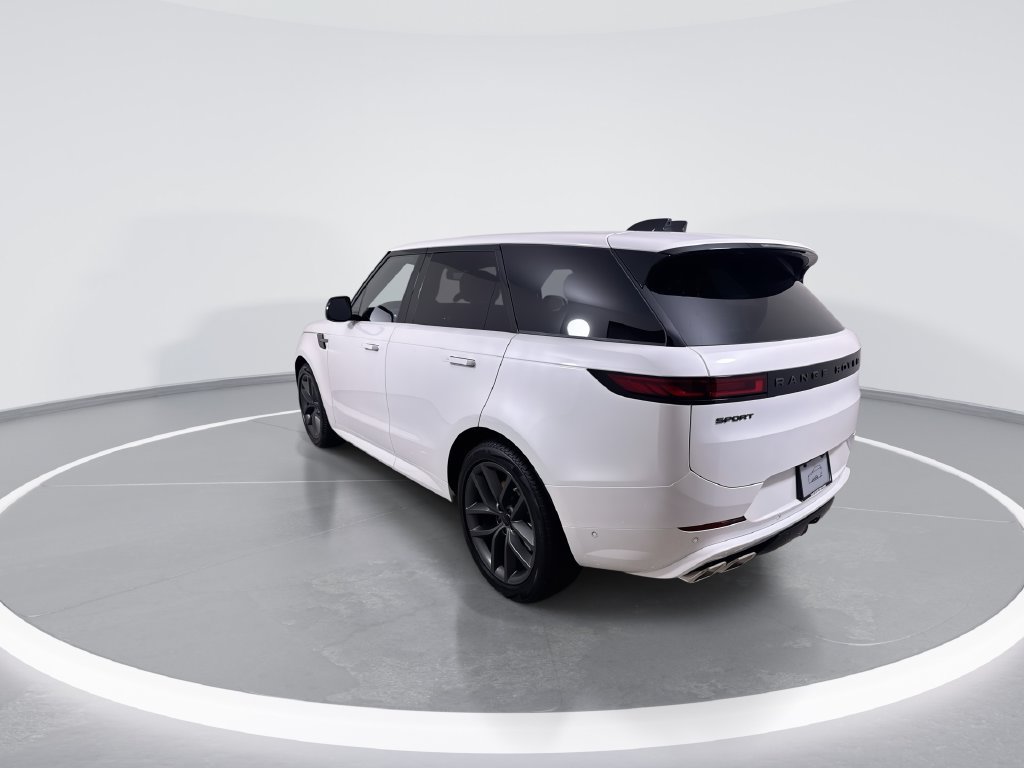 New 2027 Land Rover Range Rover Sport Dynamic SE AWD/4WD image 6