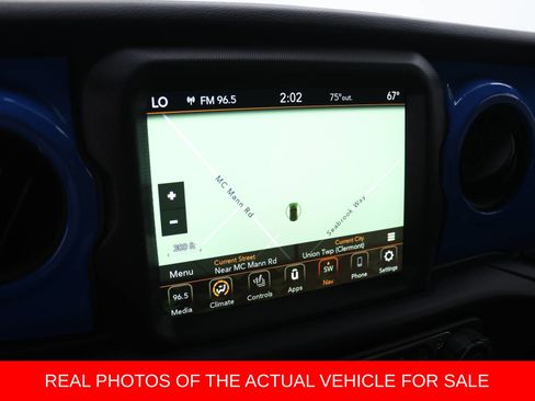 Used 2023 Jeep Wrangler Sport AWD/4WD image 9