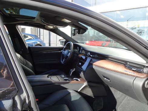 Used 2022 Maserati Quattroporte GT image 15