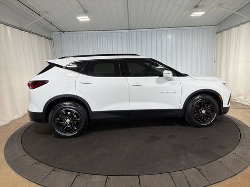 Used 2020 Chevrolet Blazer LT w/ Sound & Technology Package AWD/4WD image 10