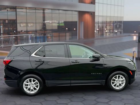 Used 2024 Chevrolet Equinox LT w/ Driver Convenience Package AWD/4WD image 5