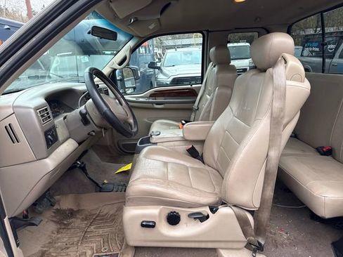 Used 2001 Ford F350 XL image 14