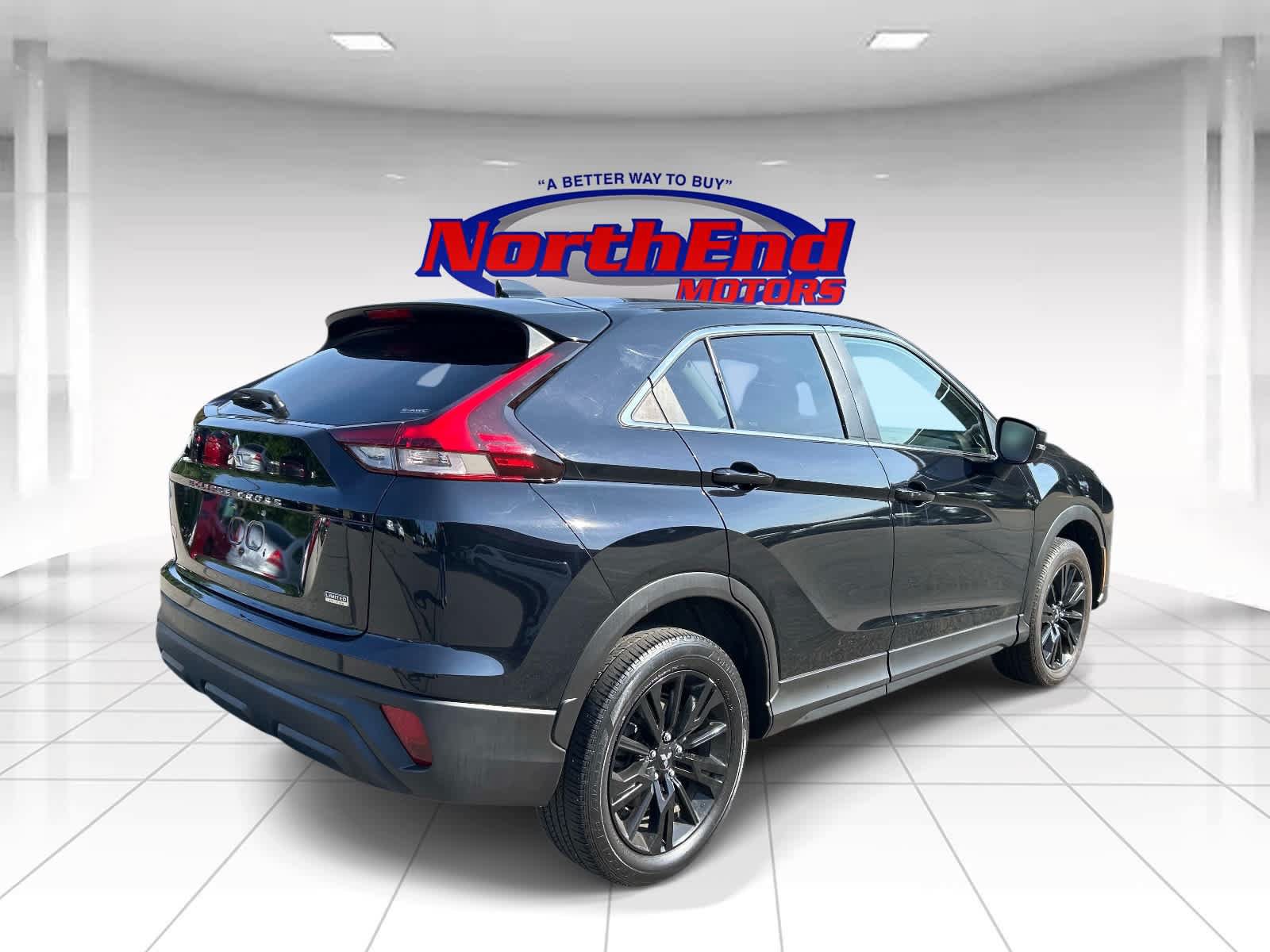 Used 2024 Mitsubishi Eclipse Cross LE AWD/4WD image 3