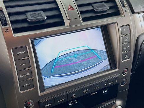 Used 2018 Lexus GX 460 Premium w/ Premium Package image 23