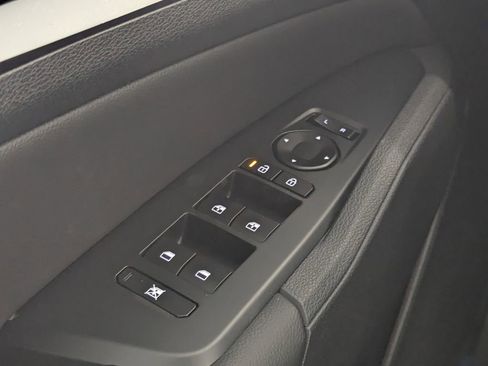 New 2026 Kia Sportage EX FWD image 15