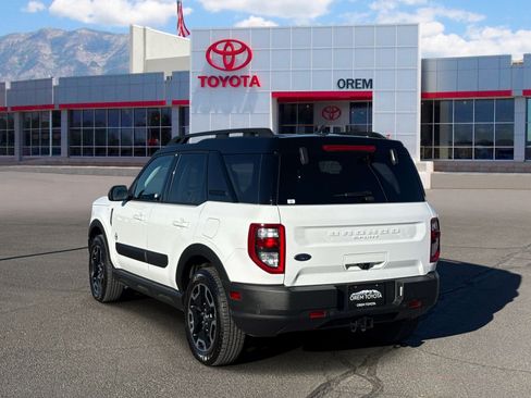 Used 2022 Ford Bronco Sport Outer Banks w/ Tech Package AWD/4WD image 6