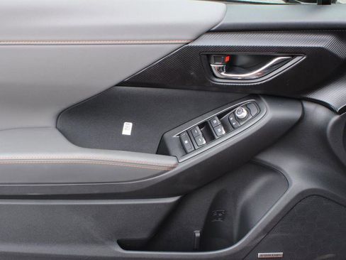 New 2025 Subaru Crosstrek 2.5i Limited image 12
