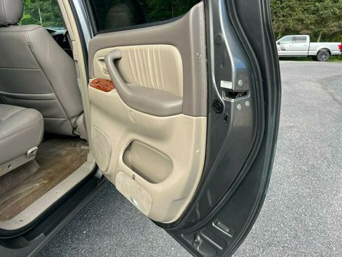 Used 2005 Toyota Tundra Limited w/ All Weather Guard Pkg image 36