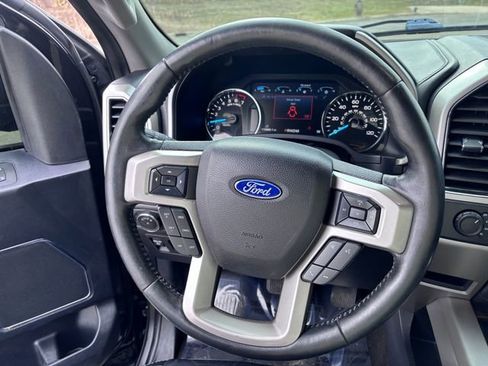 Used 2020 Ford F150 Lariat image 16
