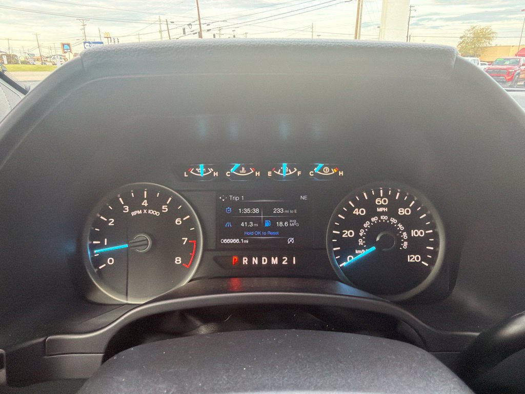 Used 2019 Ford F150 XLT w/ Equipment Group 302A Luxury AWD/4WD image 10