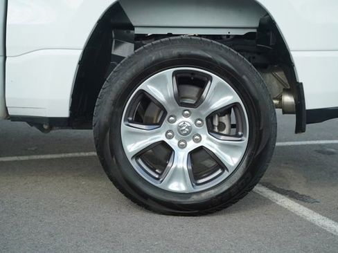 Used 2024 RAM 1500 Laramie image 41