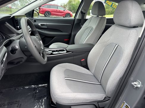 Used 2021 Hyundai Sonata SE image 3