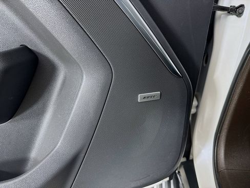 Used 2021 GMC Yukon Denali w/ Denali Premium Package image 34