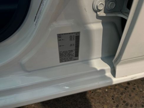 Used 2025 Nissan Altima 2.5 SV image 28