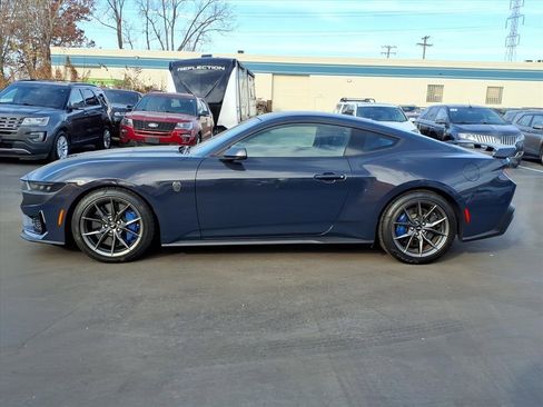 Used 2025 Ford Mustang Dark Horse image 2