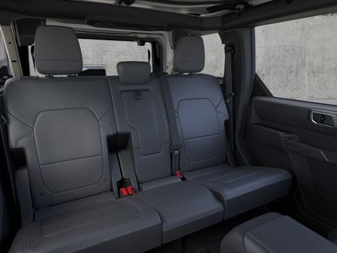 New 2026 Ford Bronco Outer Banks AWD/4WD image 11