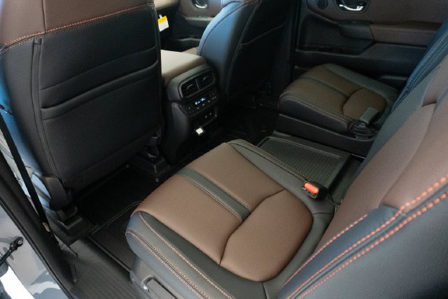 New 2026 Honda Pilot TrailSport image 10