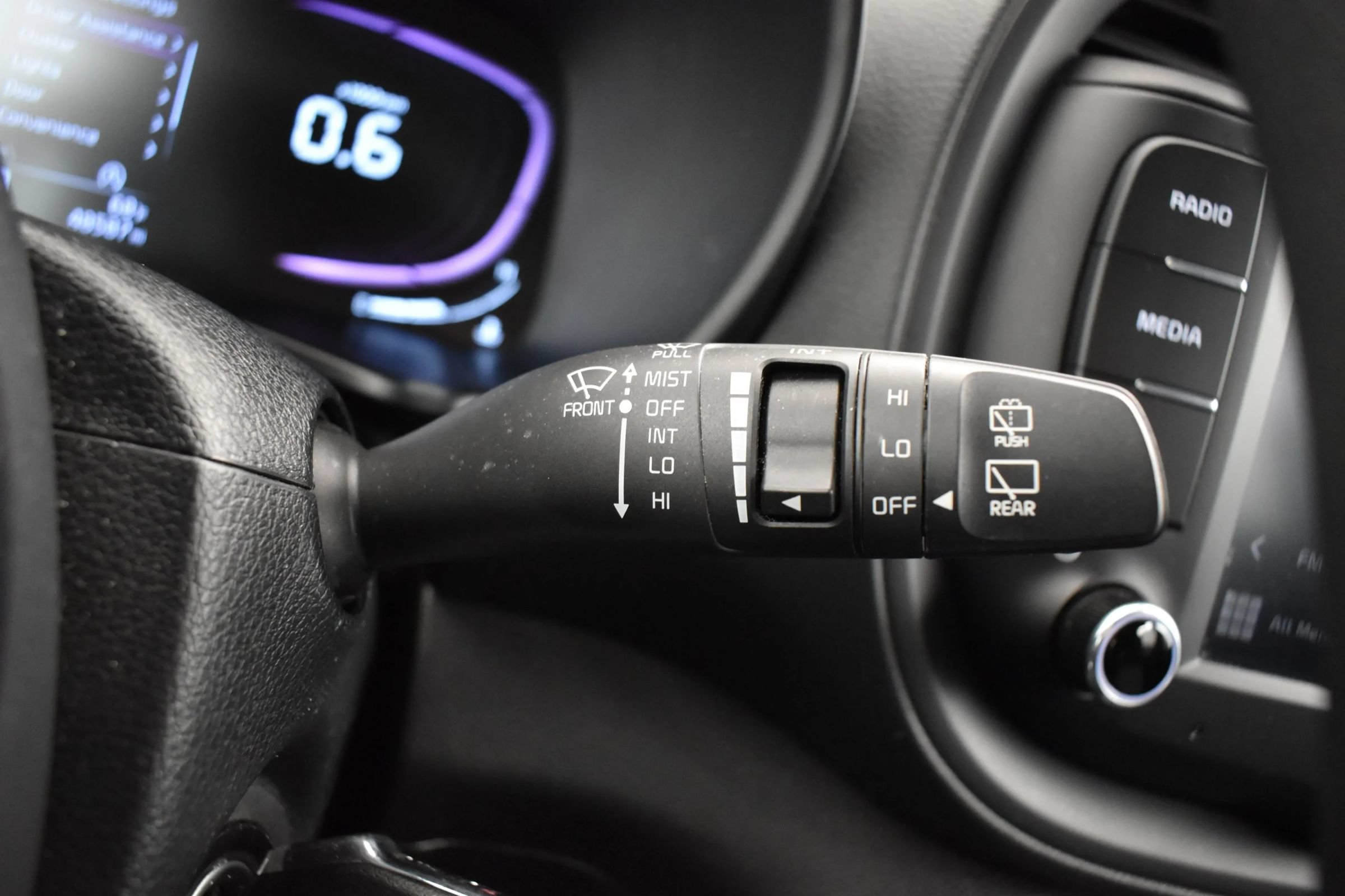 Used 2024 Kia Soul LX w/ LX Technology Package FWD image 26