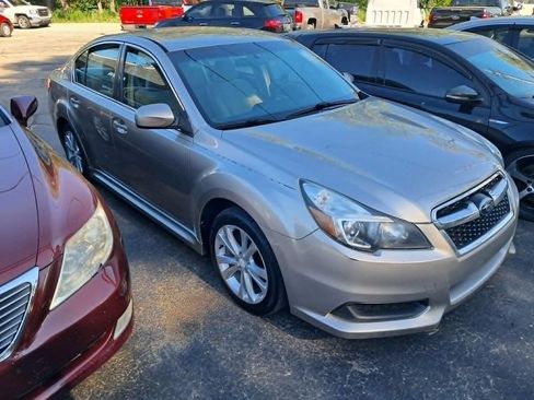 Used 2014 Subaru Legacy 2.5i Premium AWD/4WD image 2