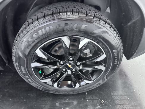 Used 2022 Chevrolet TrailBlazer LT w/ Convenience Package FWD image 18
