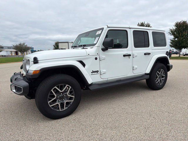 Used 2025 Jeep Wrangler Unlimited Sahara AWD/4WD image 1
